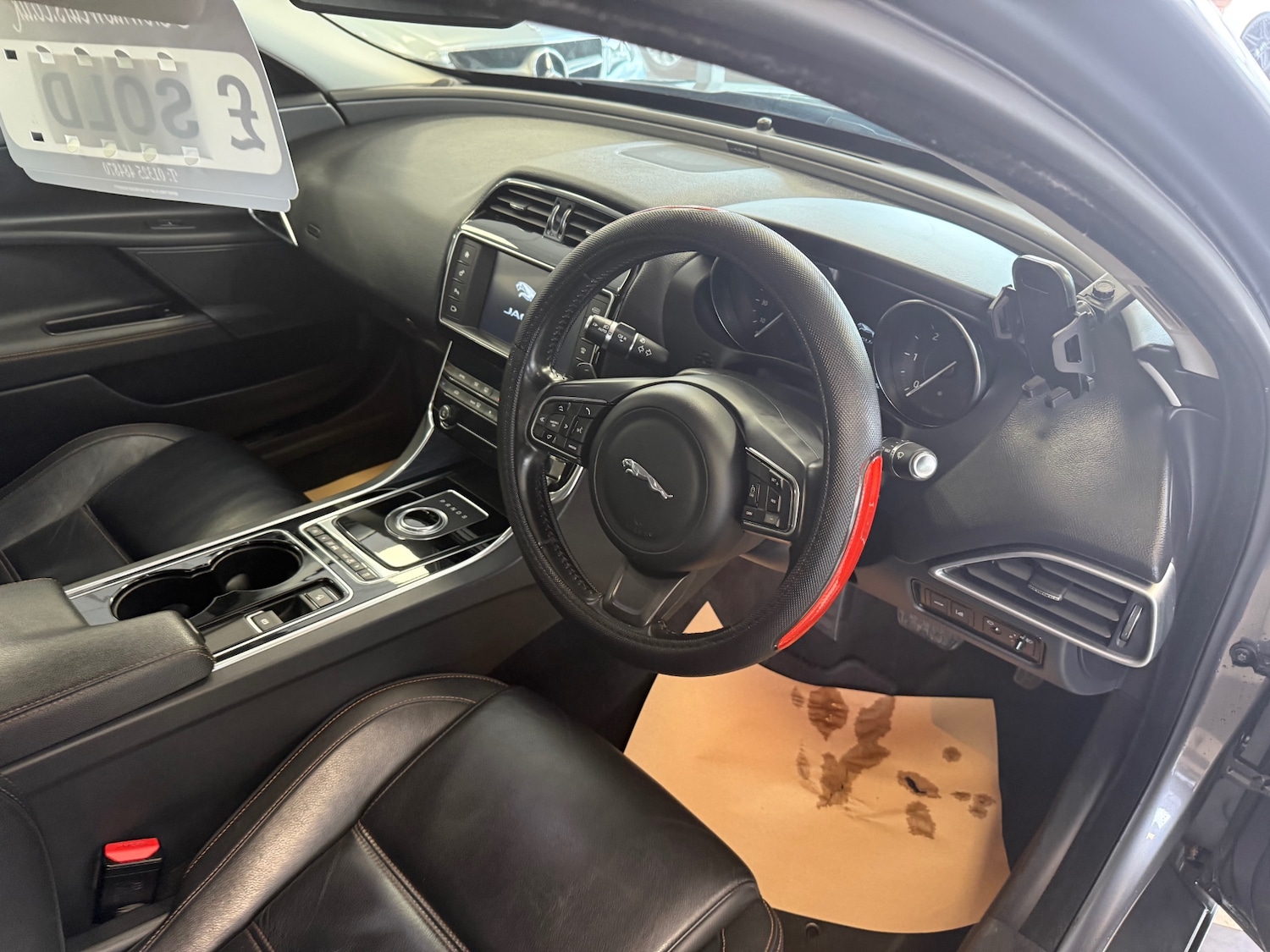 Used Jaguar XE 2016 for sale - 78210281: Photo 25