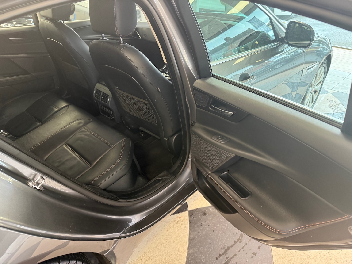 Used Jaguar XE 2016 for sale - 78210281: Photo 34