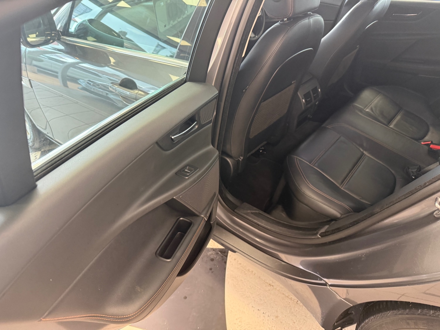 Used Jaguar XE 2016 for sale - 78210281: Photo 38