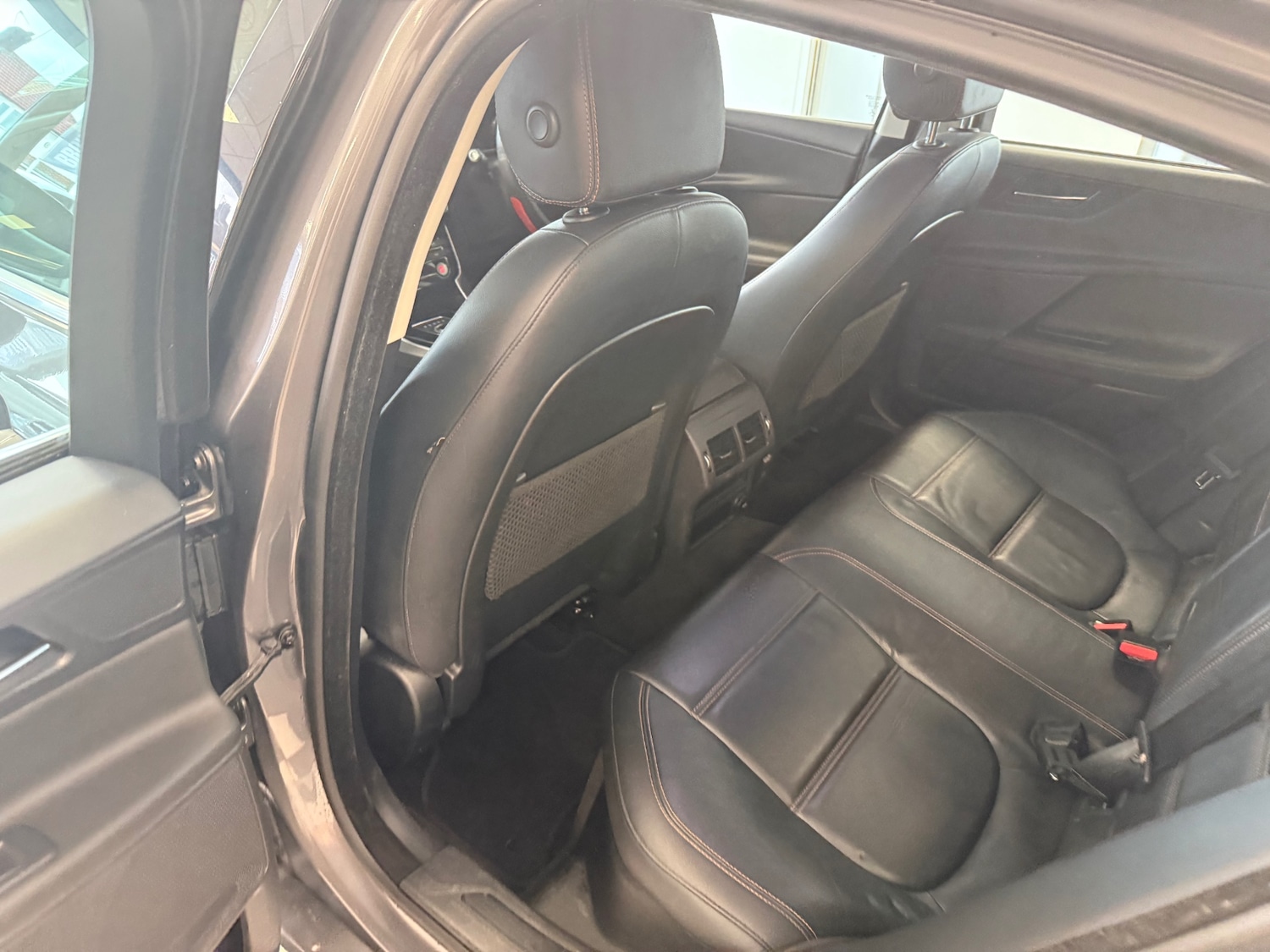 Used Jaguar XE 2016 for sale - 78210281: Photo 44