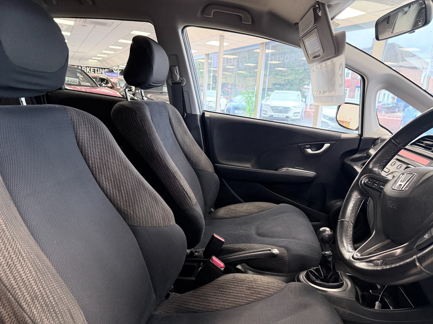 Used Honda Jazz 2014 for sale - 77148515: Photo 11