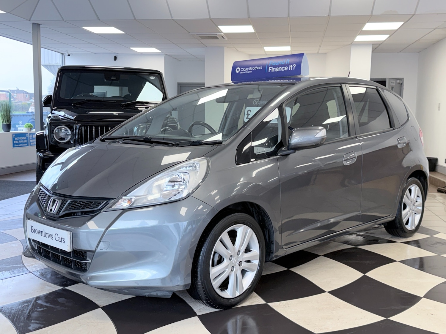 Used Honda Jazz 2014 for sale - 77148515: Photo 3