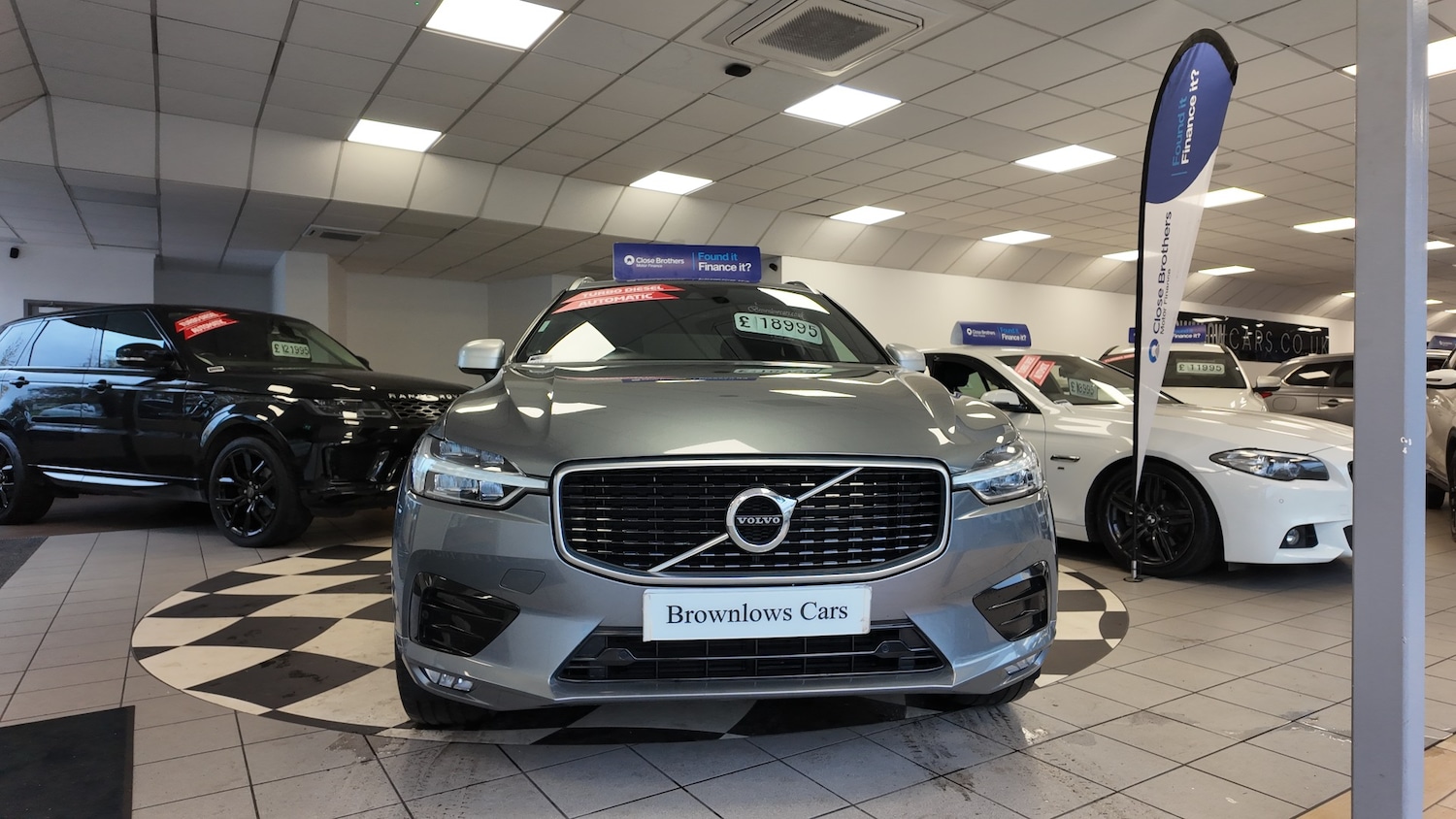 Used Volvo XC60 2019 for sale - 76505934: Photo 2