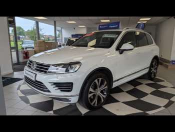 Used Volkswagen Touareg 2015 for sale - 74902672: Photo