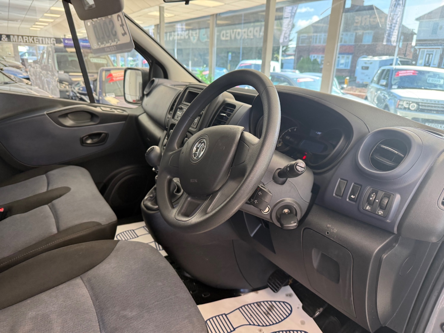 Used Vauxhall Vivaro 2016 for sale - 77888403: Photo 26