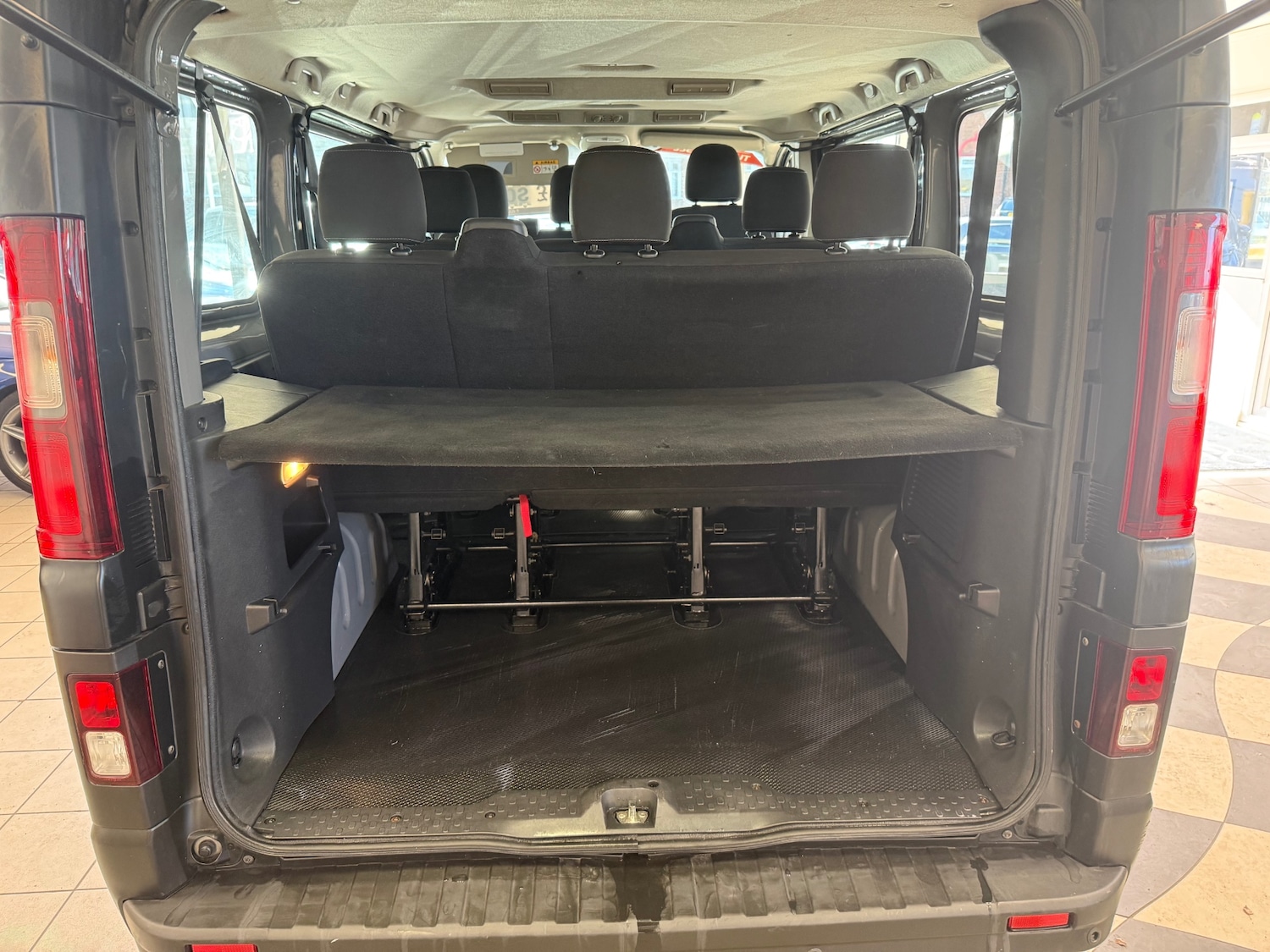 Used Vauxhall Vivaro 2016 for sale - 77888403: Photo 34