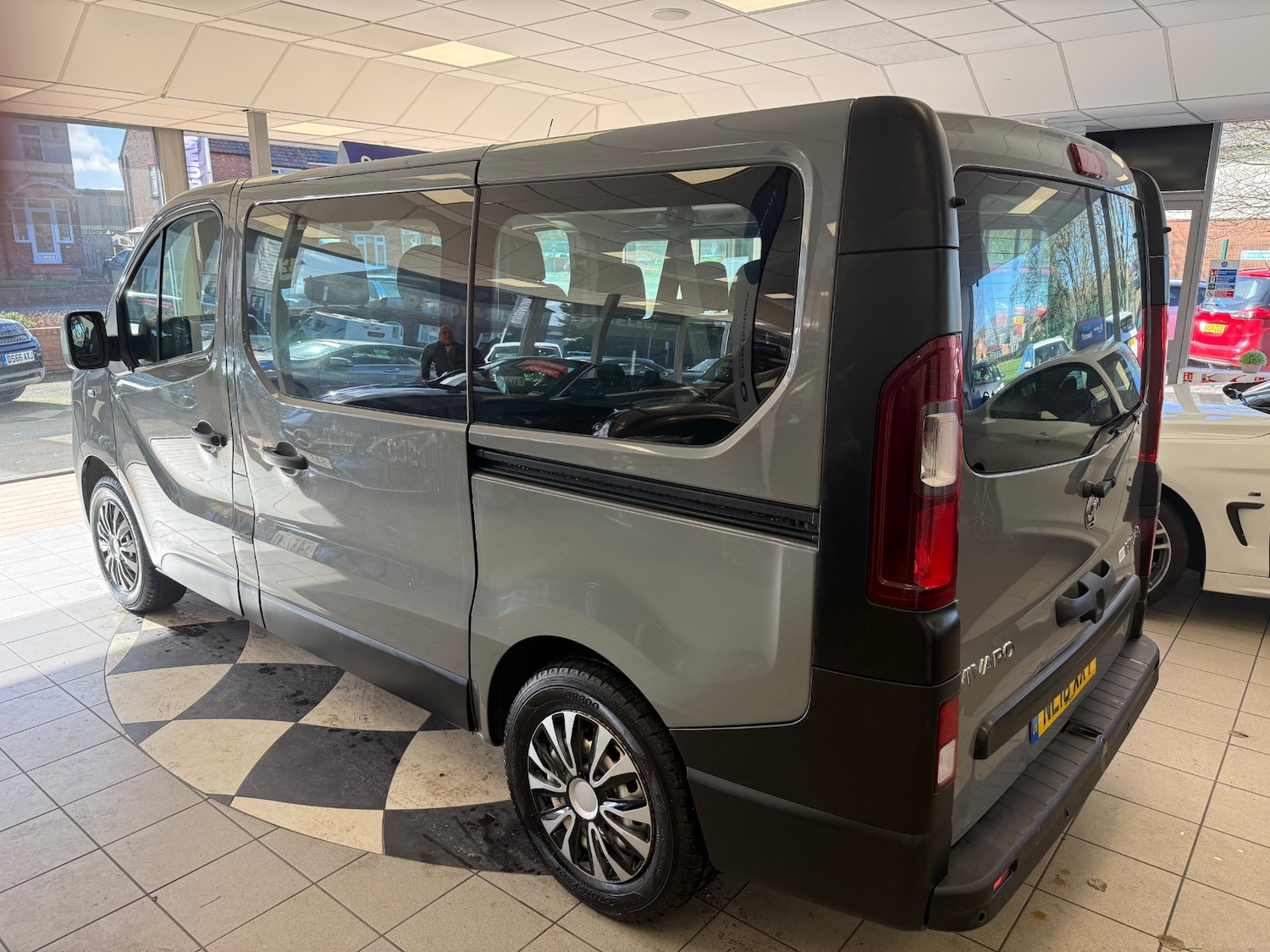 Used Vauxhall Vivaro 2016 for sale - 77888403: Photo 7