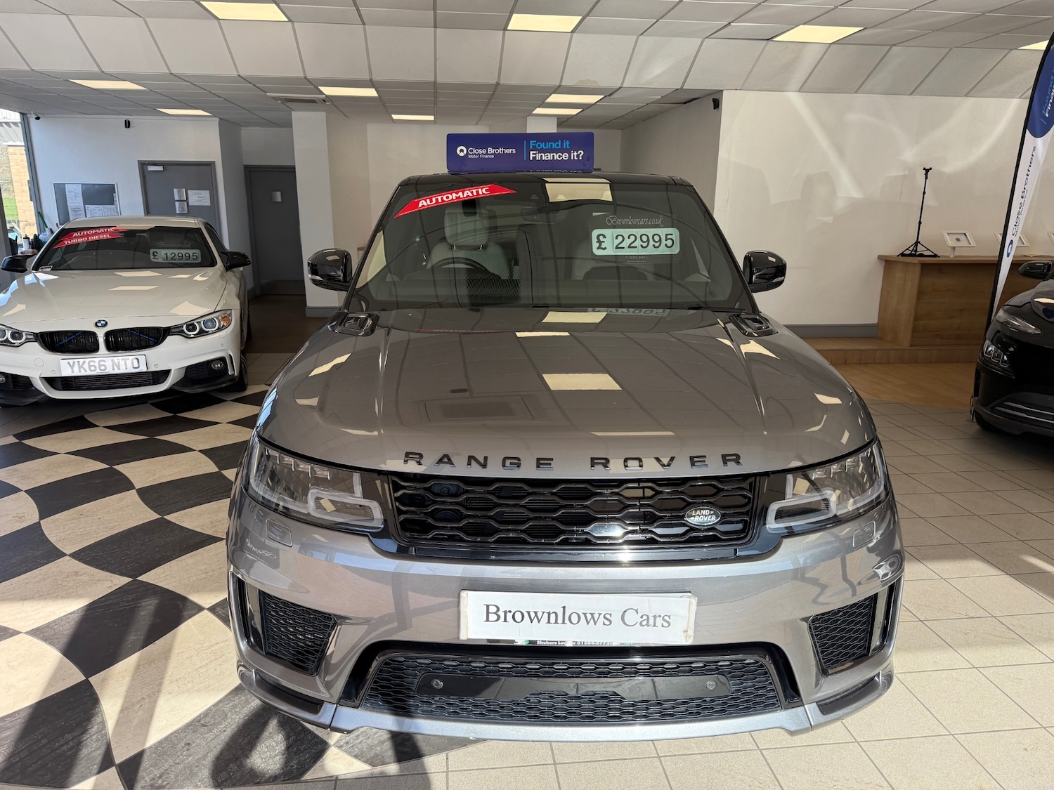 Used Land Rover Range Rover Sport 2018 for sale - 77931380: Photo 2