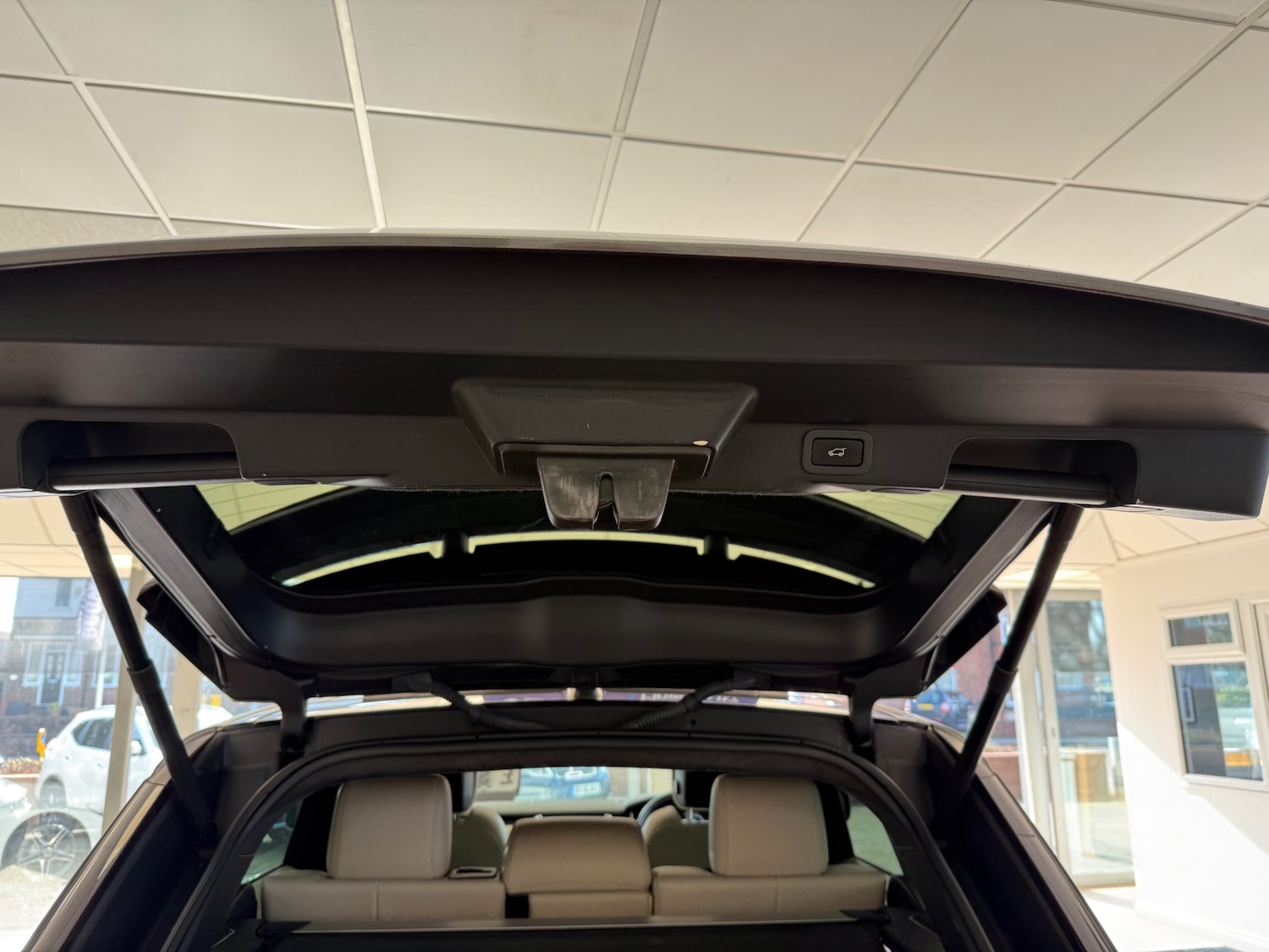 Used Land Rover Range Rover Sport 2018 for sale - 77931380: Photo 39