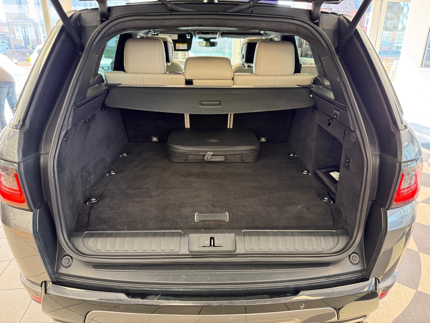 Used Land Rover Range Rover Sport 2018 for sale - 77931380: Photo 40