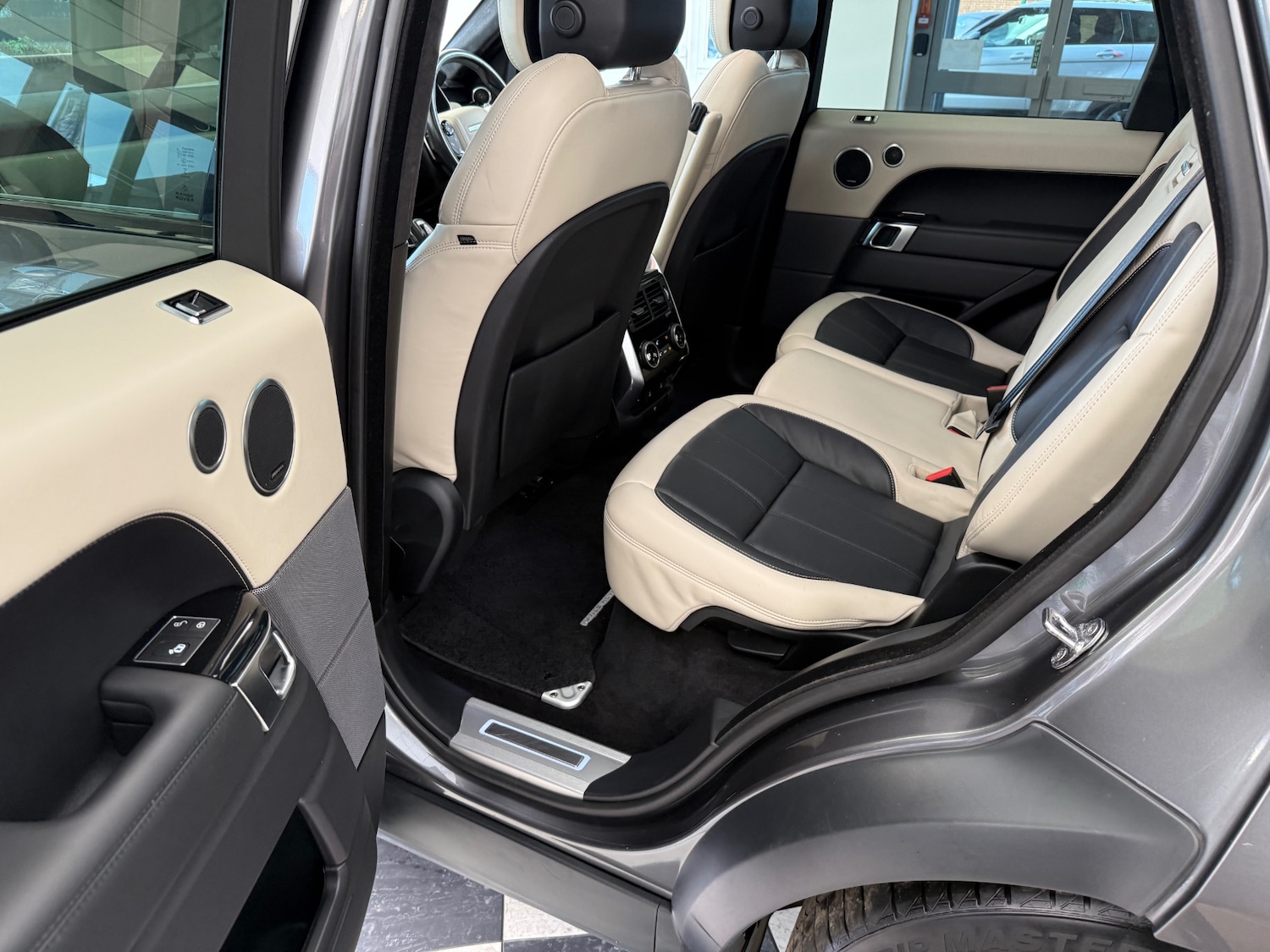 Used Land Rover Range Rover Sport 2018 for sale - 77931380: Photo 42