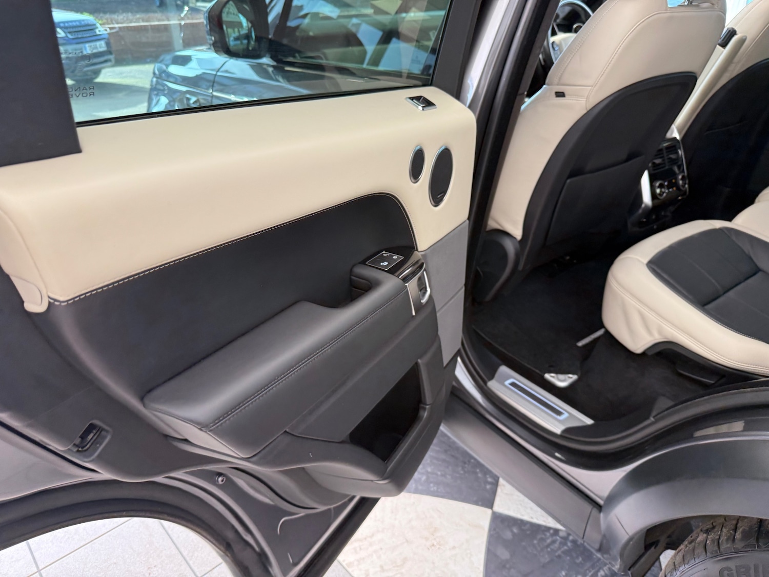 Used Land Rover Range Rover Sport 2018 for sale - 77931380: Photo 43