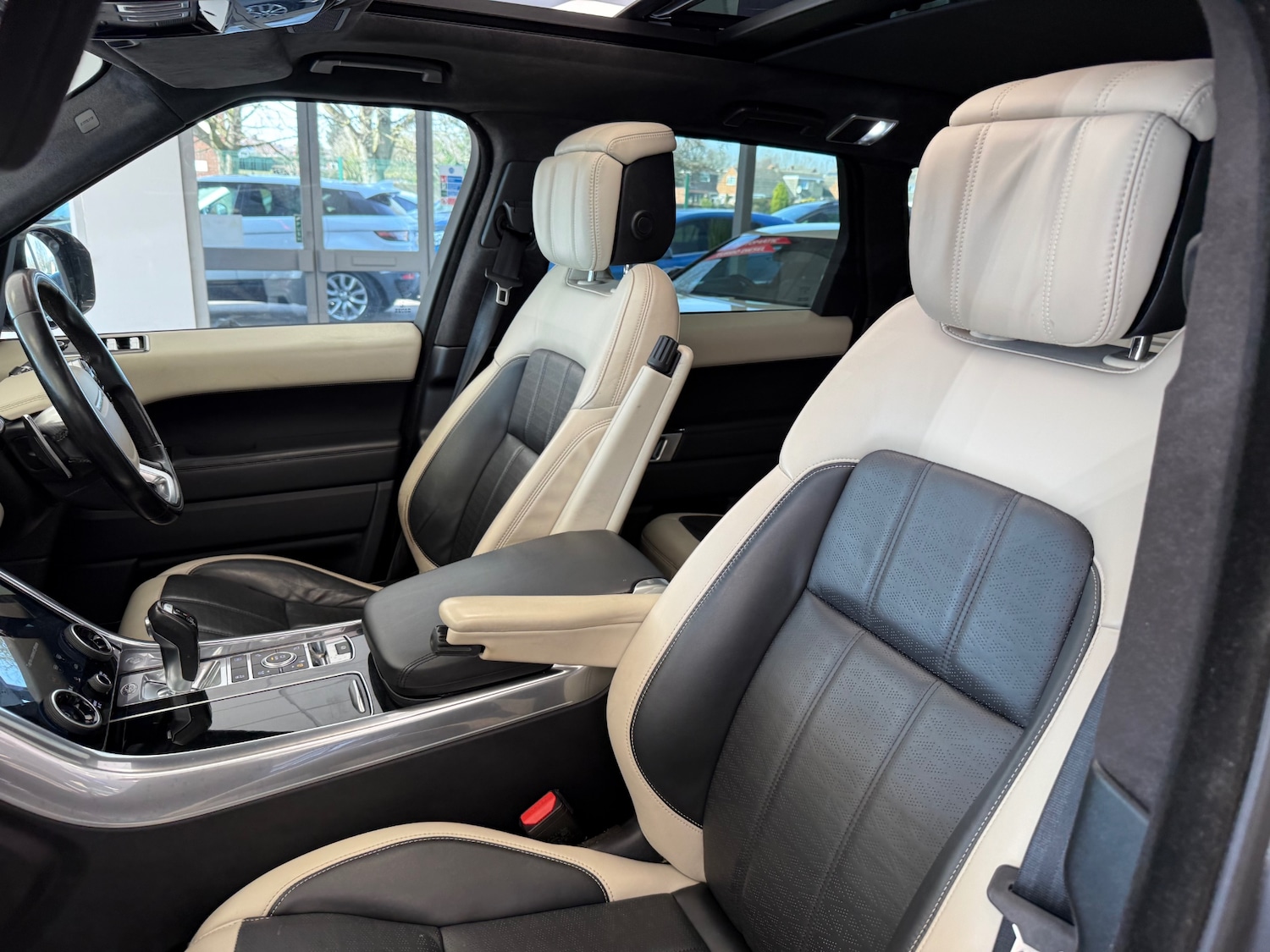 Used Land Rover Range Rover Sport 2018 for sale - 77931380: Photo 48