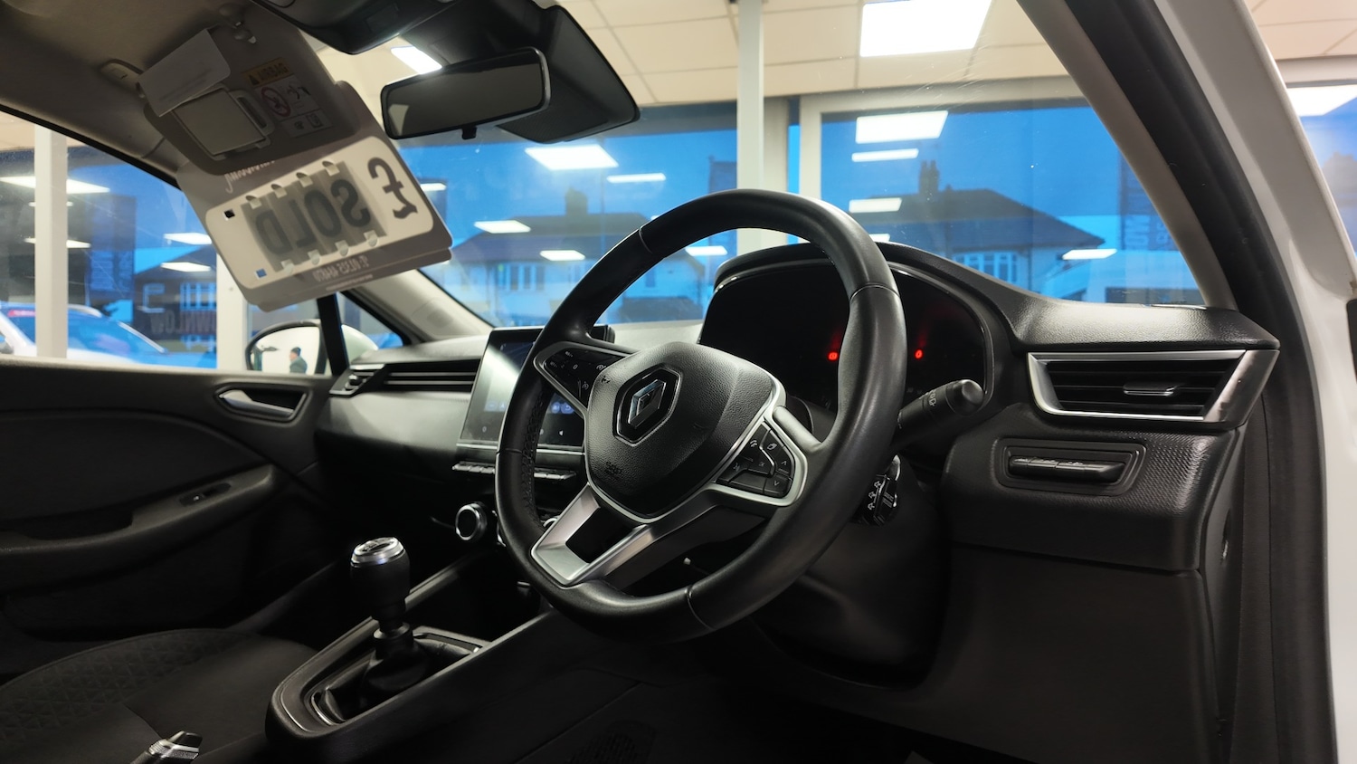 Used Renault Clio 2021 for sale - 77379516: Photo 14