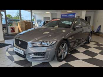 Used Jaguar XE 2017 for sale - 74856710: Photo