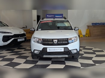 Used Dacia Sandero Stepway 2017 for sale - 75700725: Photo