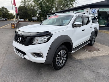 Used Nissan Navara 2017 for sale - 79605270: Photo