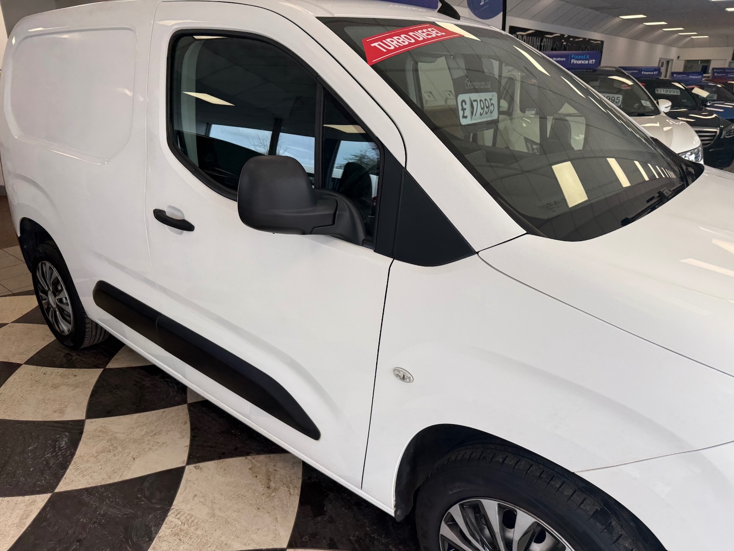 Used Vauxhall Combo 2019 for sale - 77701054: Photo 11