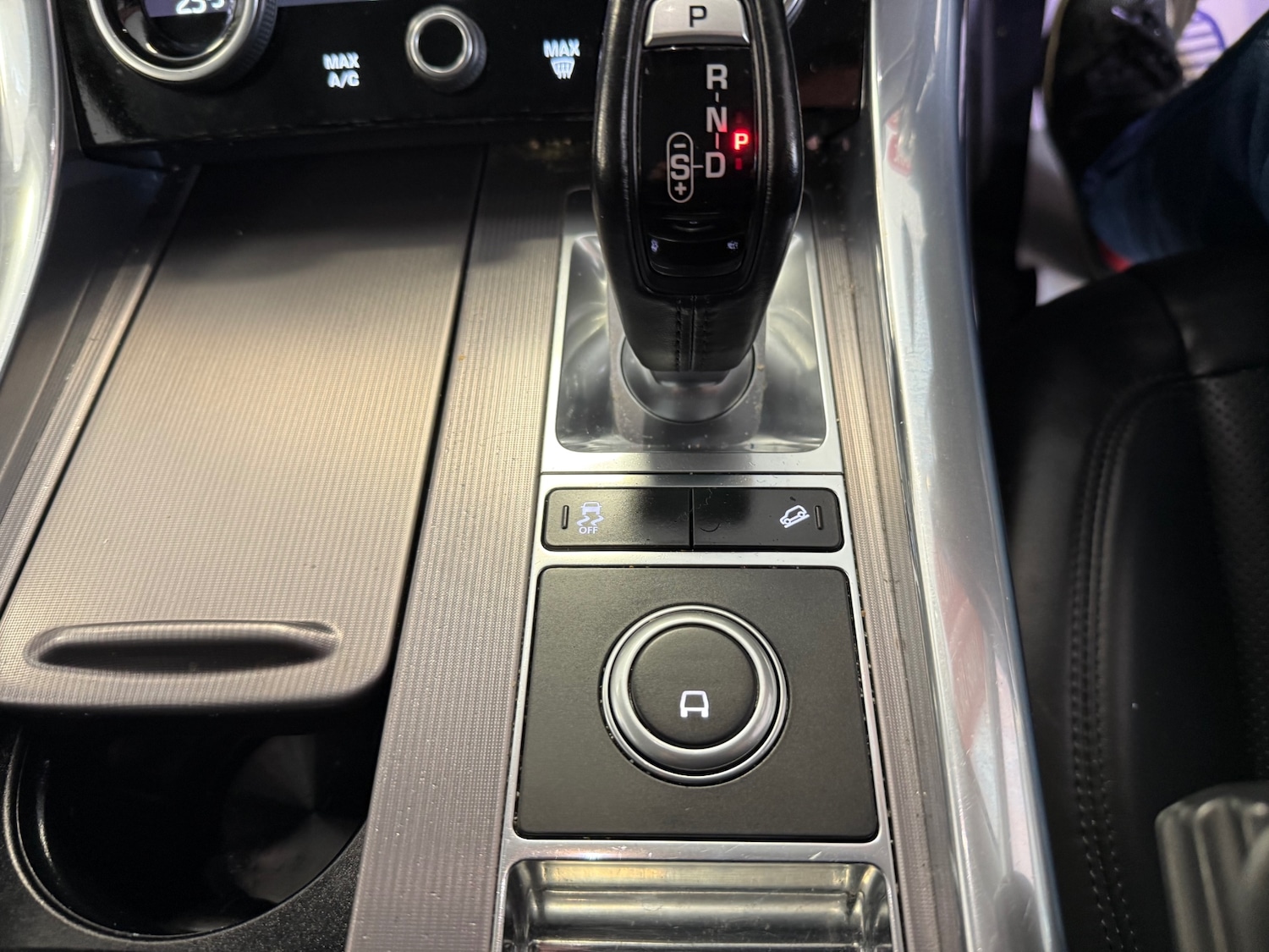Used Land Rover Range Rover Sport 2018 for sale - 76378957: Photo 26