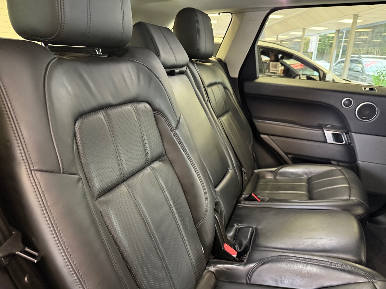 Used Land Rover Range Rover Sport 2018 for sale - 76378957: Photo 43
