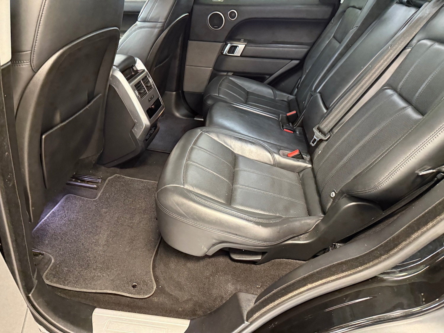 Used Land Rover Range Rover Sport 2018 for sale - 76378957: Photo 46