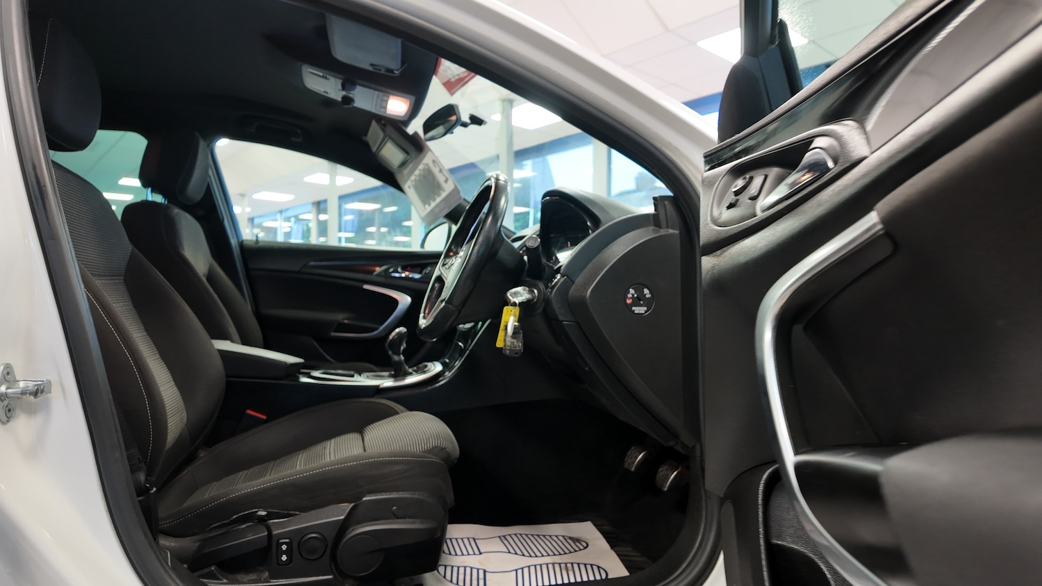 Used Vauxhall Insignia 2016 for sale - 77272267: Photo 10