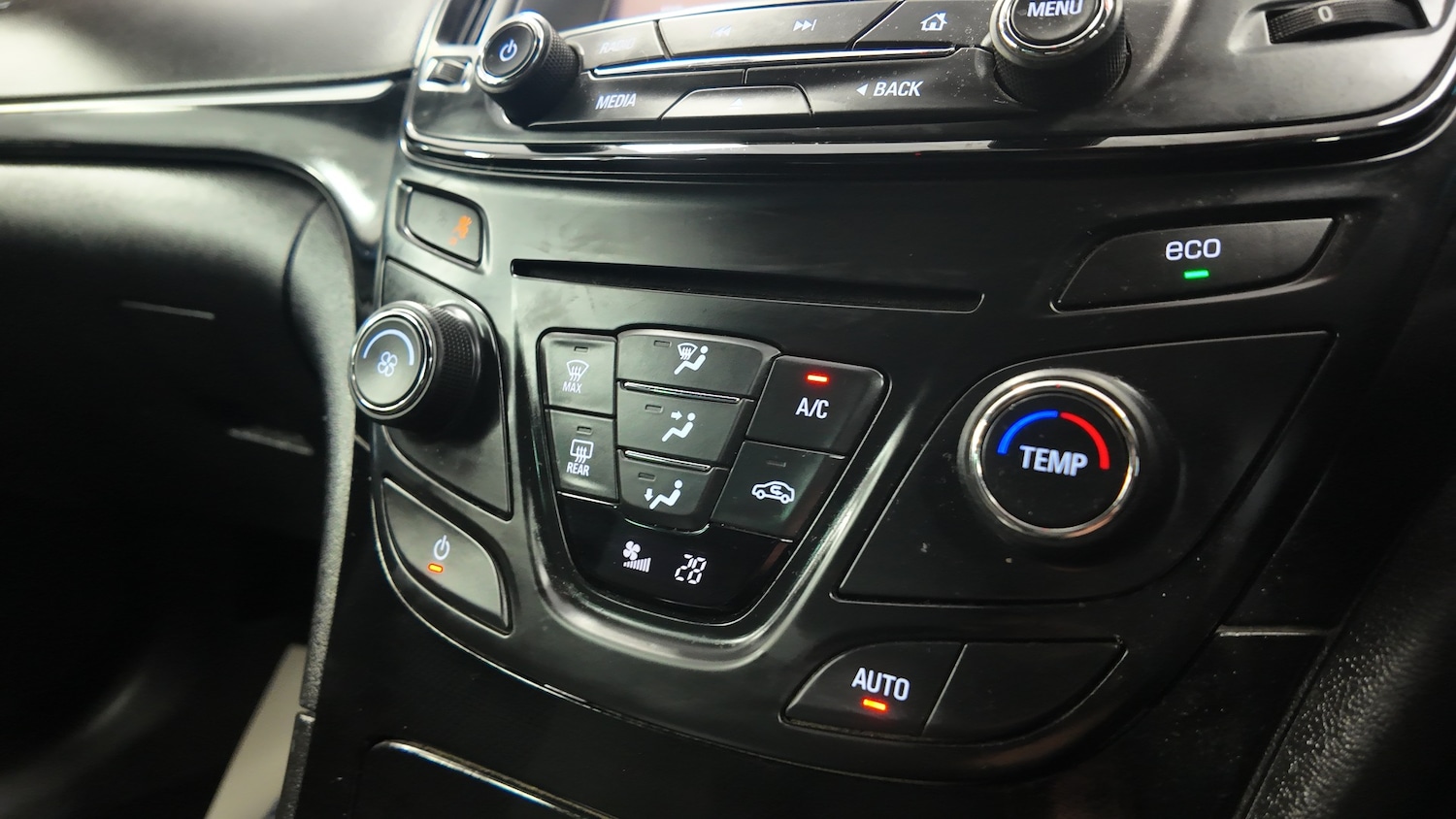 Used Vauxhall Insignia 2016 for sale - 77272267: Photo 17