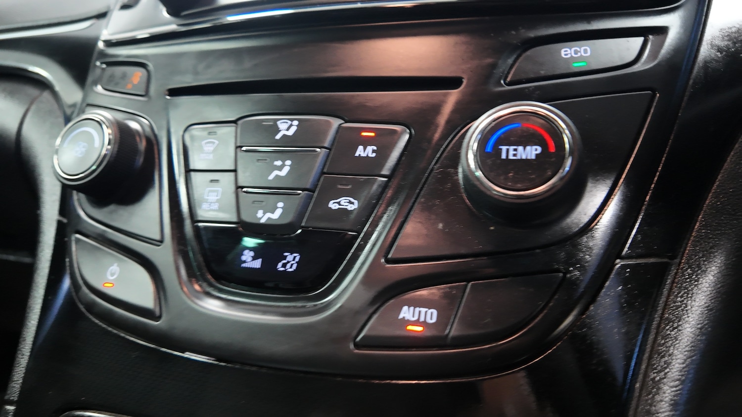 Used Vauxhall Insignia 2016 for sale - 77272267: Photo 22