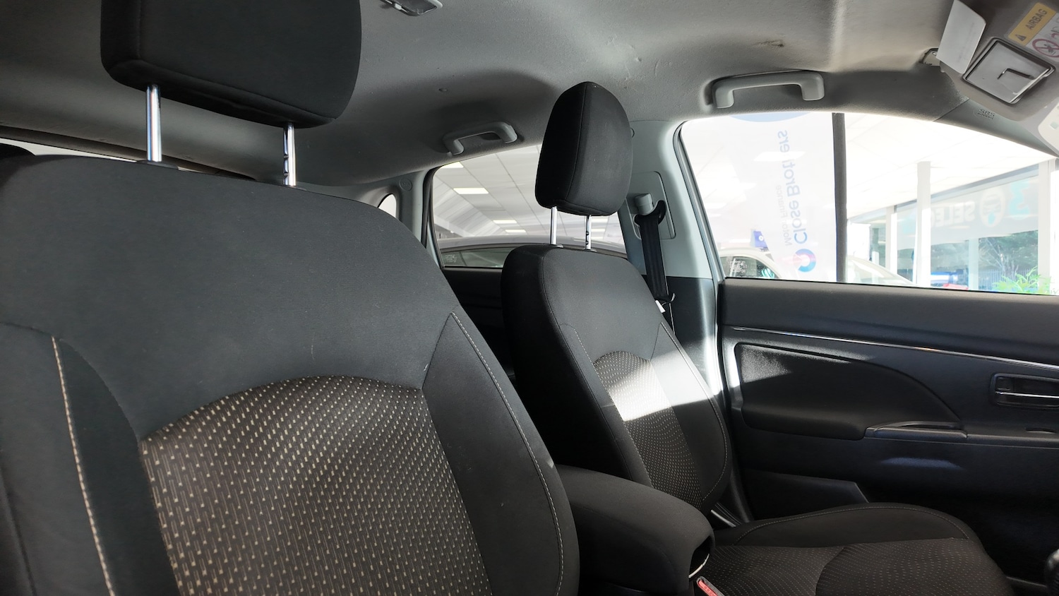 Used Mitsubishi ASX 2015 for sale - 76599684: Photo 12