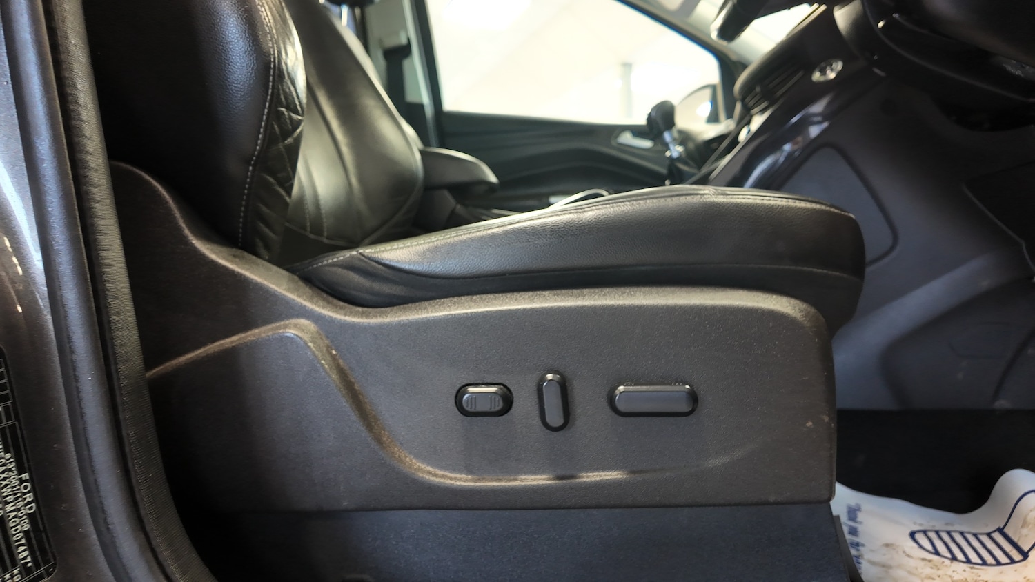 Used Ford Kuga 2016 for sale - 76718997: Photo 27