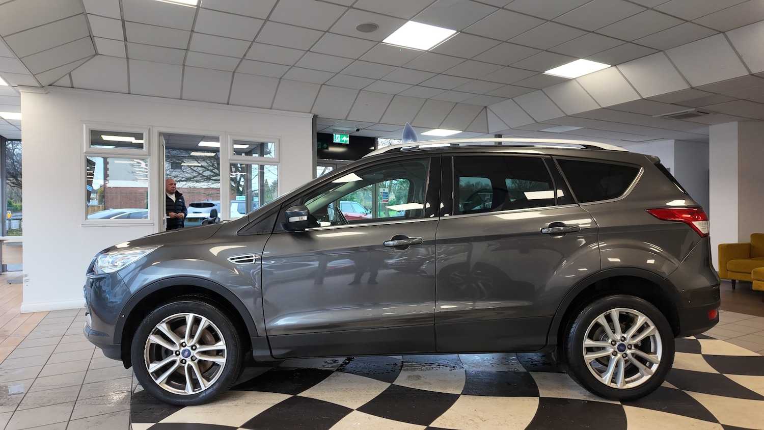 Used Ford Kuga 2016 for sale - 76718997: Photo 4