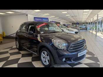 2015 (15) - 1.6 Cooper ALL4 5dr AUTO PETROL 61000 MILES