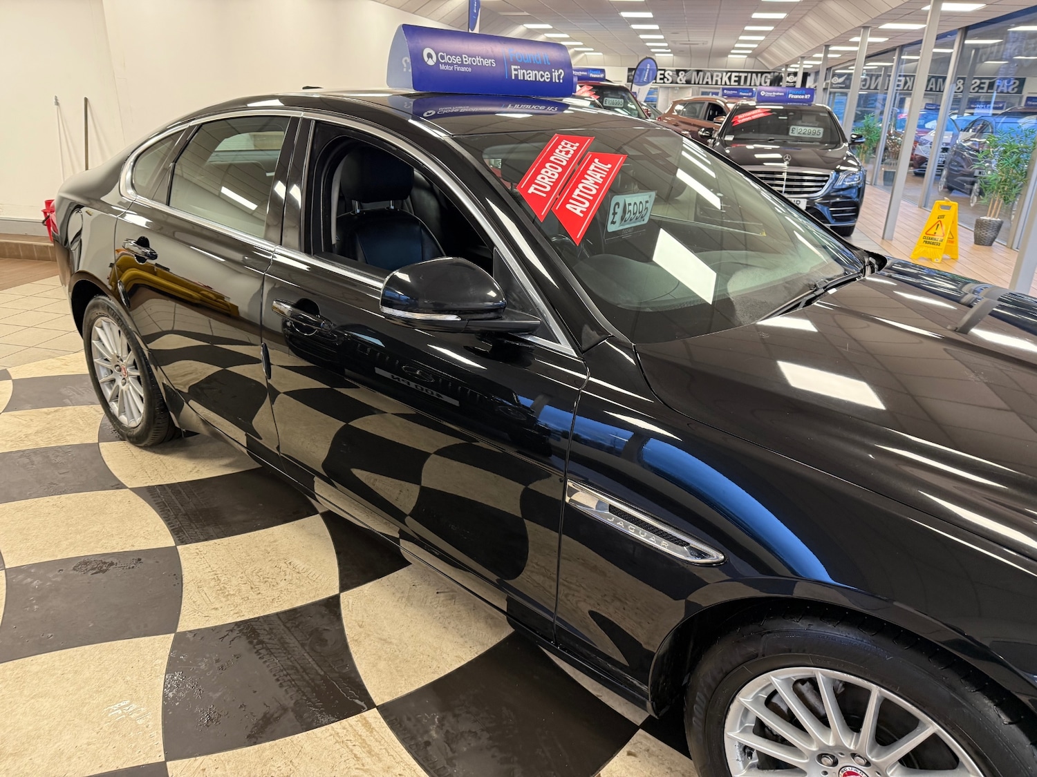 Used Jaguar XF 2016 for sale - 77151477: Photo 11