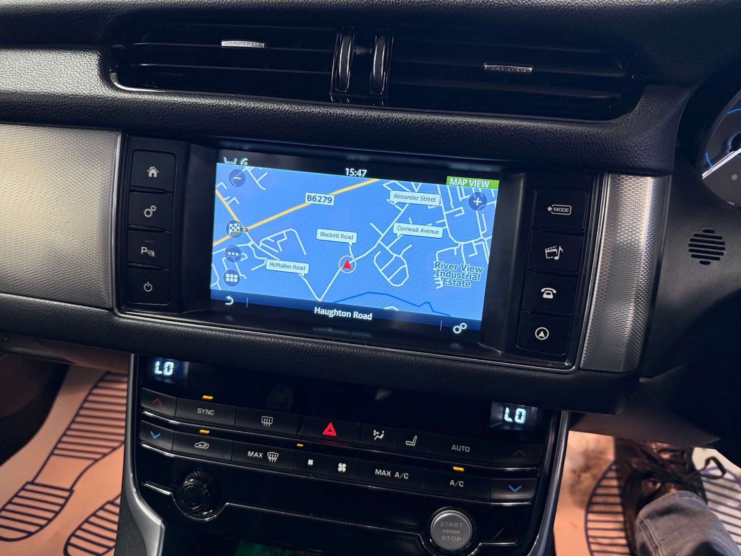 Used Jaguar XF 2016 for sale - 77151477: Photo 28