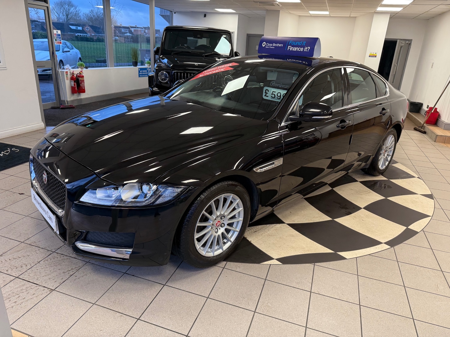 Used Jaguar XF 2016 for sale - 77151477: Photo 3