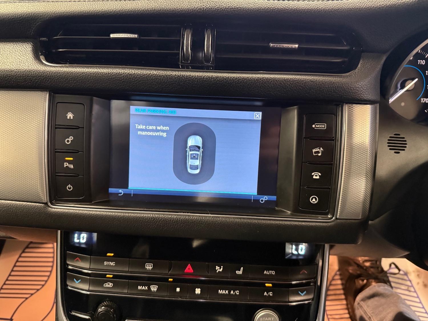 Used Jaguar XF 2016 for sale - 77151477: Photo 36