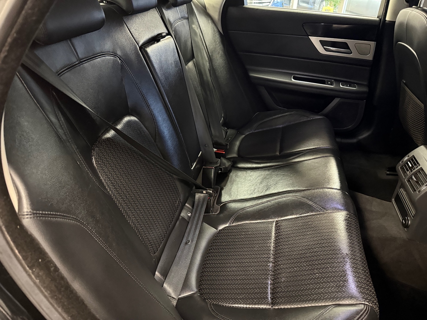 Used Jaguar XF 2016 for sale - 77151477: Photo 39