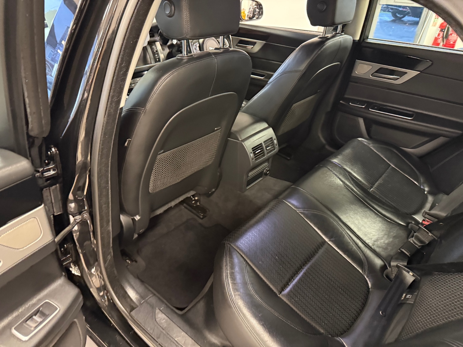 Used Jaguar XF 2016 for sale - 77151477: Photo 40