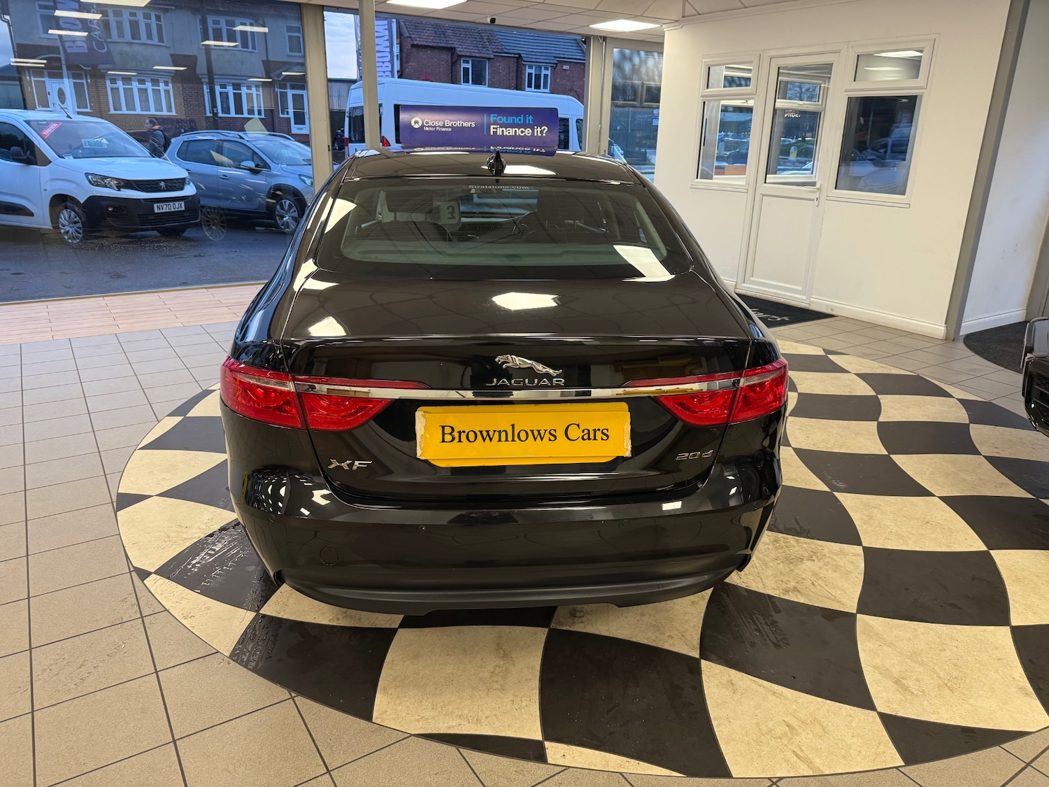 Used Jaguar XF 2016 for sale - 77151477: Photo 7