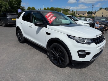 Used Land Rover Discovery Sport 2017 for sale - 79081770: Photo