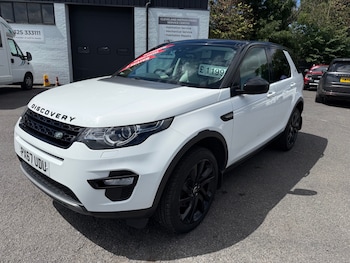 Used Land Rover Discovery Sport 2017 for sale - 79081770: Photo