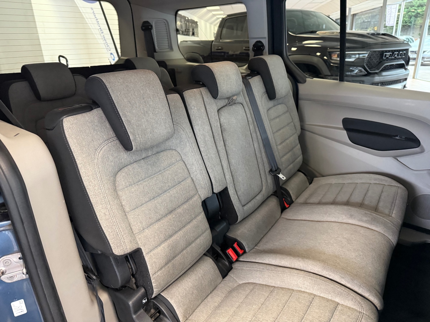 Used Ford Grand Tourneo Connect 2019 for sale - 76145614: Photo 27