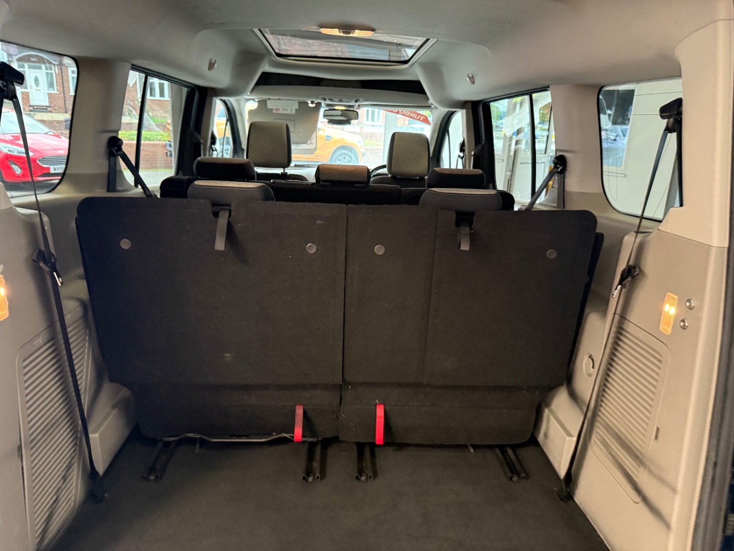 Used Ford Grand Tourneo Connect 2019 for sale - 76145614: Photo 33