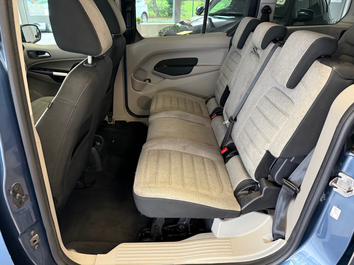 Used Ford Grand Tourneo Connect 2019 for sale - 76145614: Photo 35