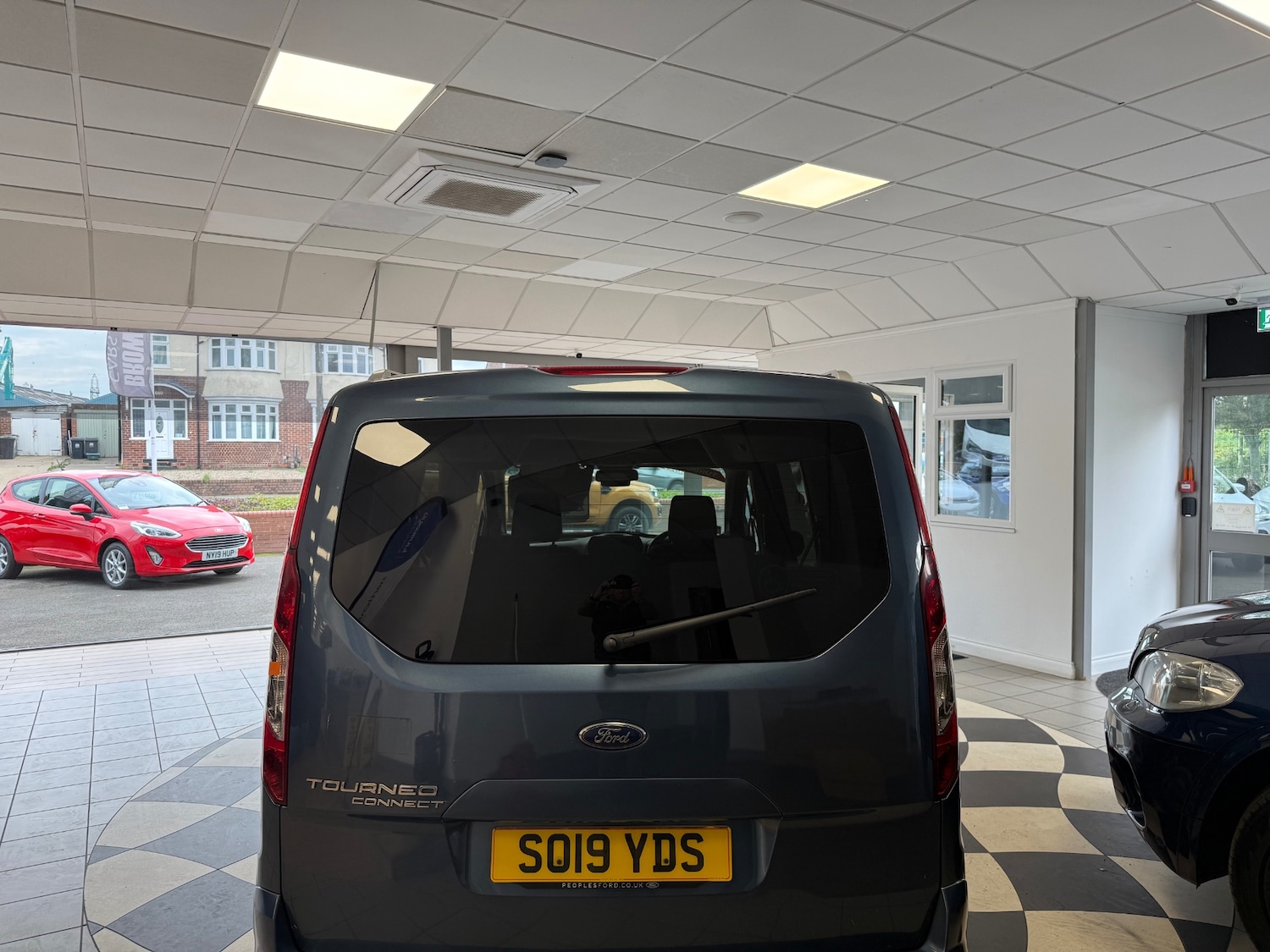 Used Ford Grand Tourneo Connect 2019 for sale - 76145614: Photo 5