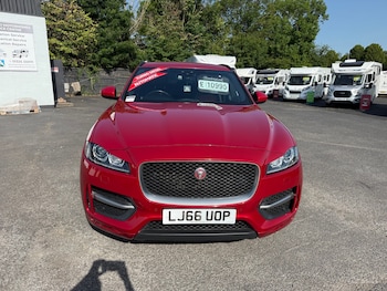 Used Jaguar F-Pace 2016 for sale - 79003899: Photo