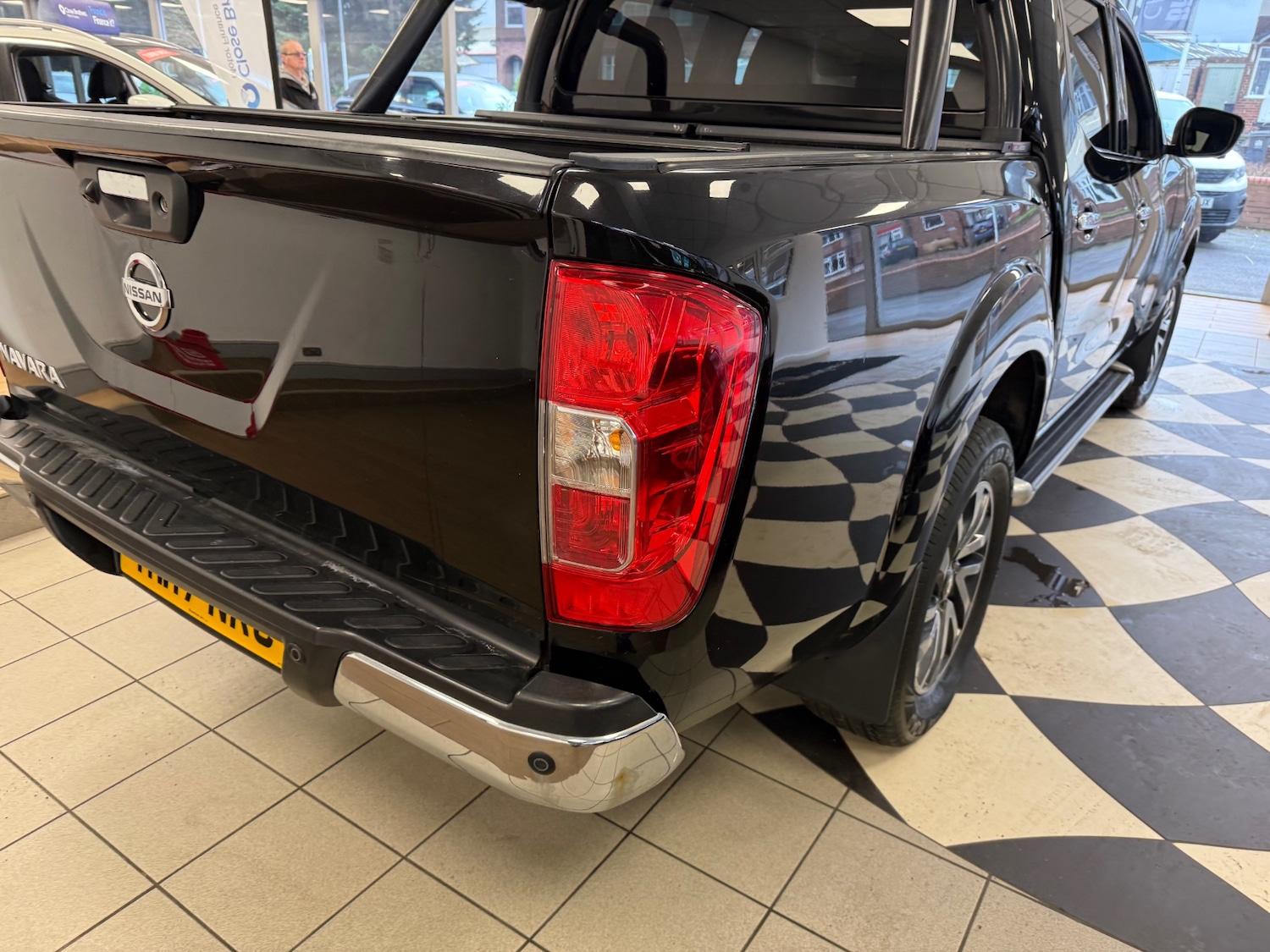 Used Nissan Navara 2017 for sale - 77675269: Photo 19