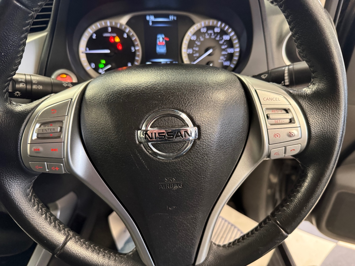 Used Nissan Navara 2017 for sale - 77675269: Photo 25