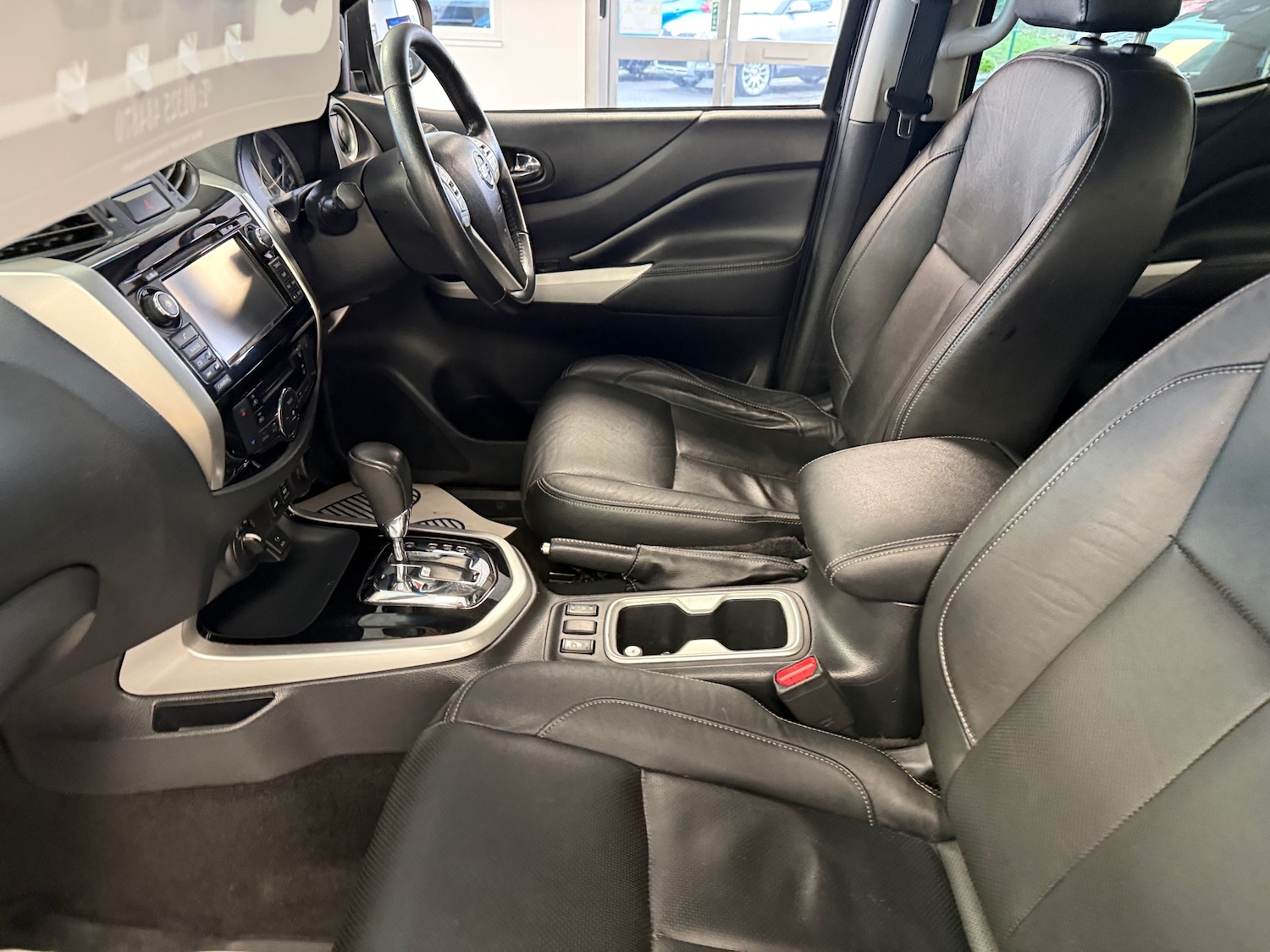 Used Nissan Navara 2017 for sale - 77675269: Photo 34