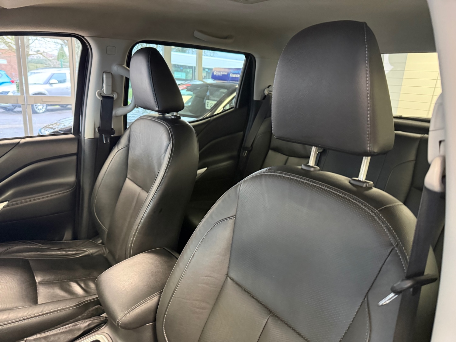 Used Nissan Navara 2017 for sale - 77675269: Photo 35